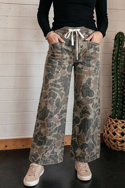 Camouflage Print Drawstring Waist Pocket Shift Jeans