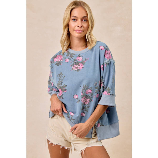 FLOWER PRINTED DENIM OPENSEAM DETAIL TOP BY BIBI