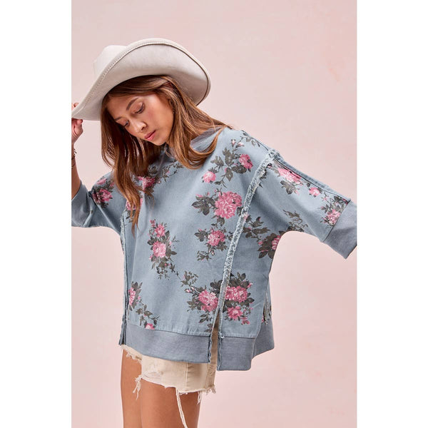 FLOWER PRINTED DENIM OPENSEAM DETAIL TOP BY BIBI