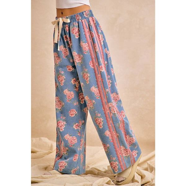 FLORAL WASHED DENIM LACE CONTRAST SIDE  PANTS BY BY BIBI