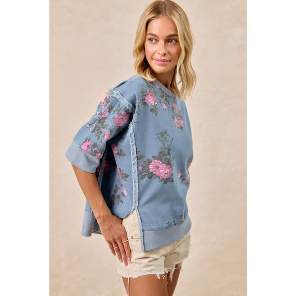 FLOWER PRINTED DENIM OPENSEAM DETAIL TOP BY BIBI