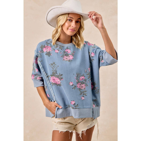 FLOWER PRINTED DENIM OPENSEAM DETAIL TOP BY BIBI