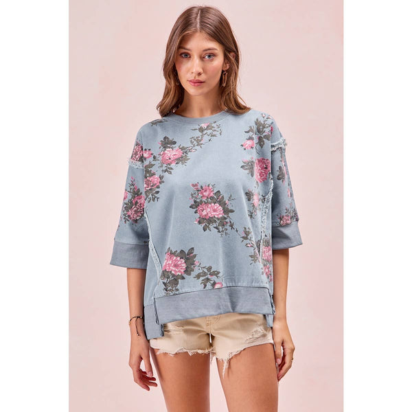 FLOWER PRINTED DENIM OPENSEAM DETAIL TOP BY BIBI
