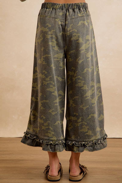 CAMOUFLAGE DENIM RUFFLED HEM MID RISE BLOOMER PANTS