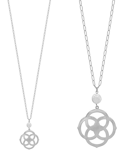 Geo Shape Metal Pendant with Coin Pearl Necklace